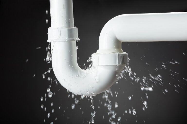 Emergency Plumbing 101: What to Do When You Have a Burst Pipe